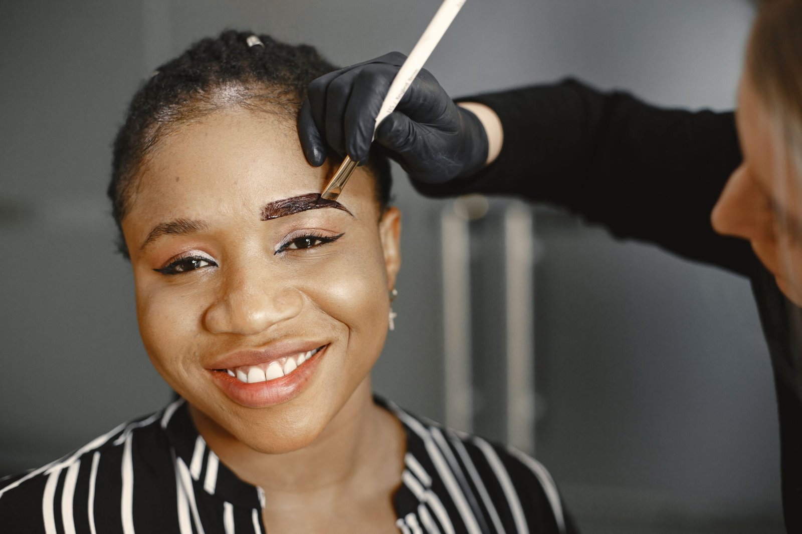 Demo Salon member receiving a beauty service